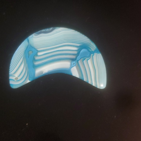 New Blue and White Stripes Agate Crescent Moon Pendant. - Picture 4 of 8